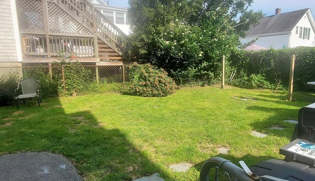11 W Narragansett Ave, Middletown, RI 02840