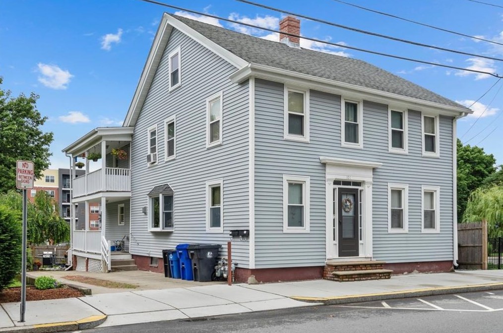 101 Water St, Warren, RI 02885