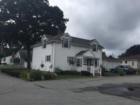 71 Crest Rd, North Smithfield, RI 02896-7230