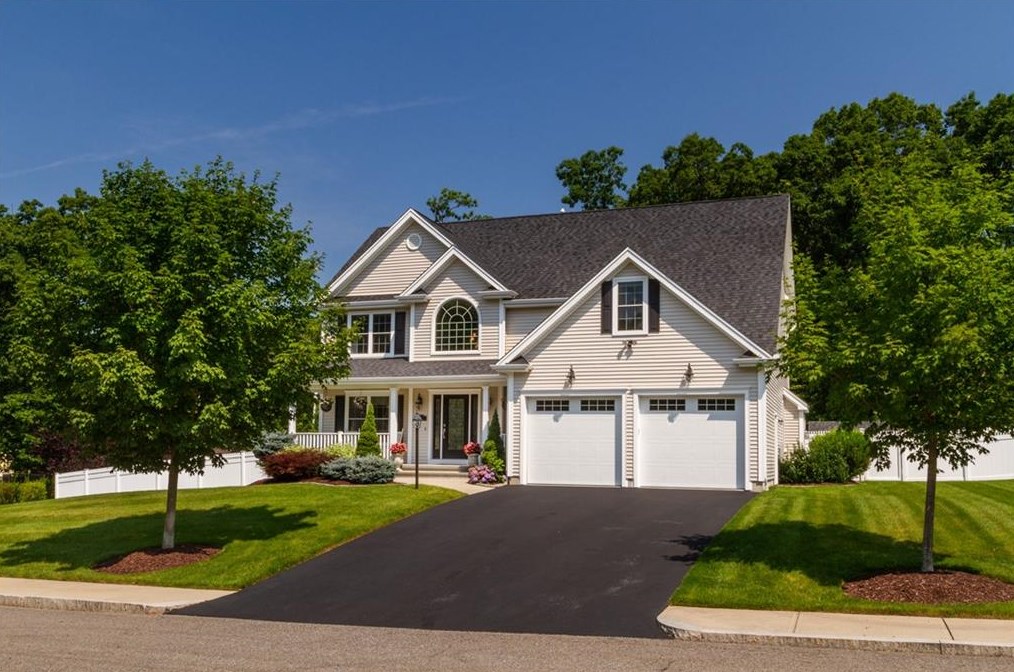 14 Sables Way, Lincoln, RI 02865