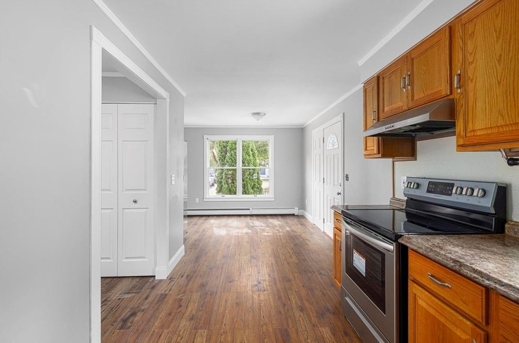 54 Whipple St, Providence, RI 02908