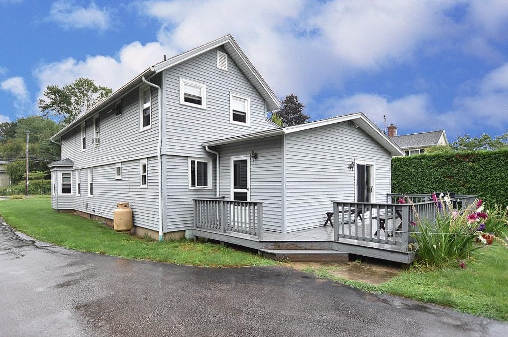3506 Kingstown Rd, Richmond, RI 02892