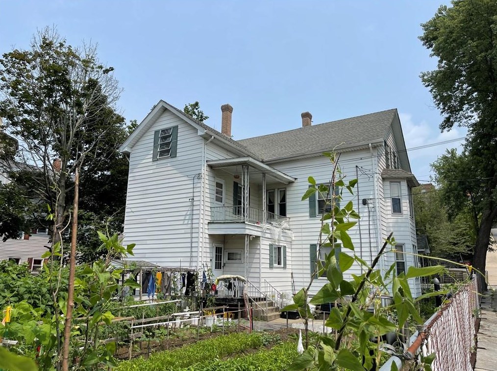 44 Locust St, Woonsocket, RI 02895