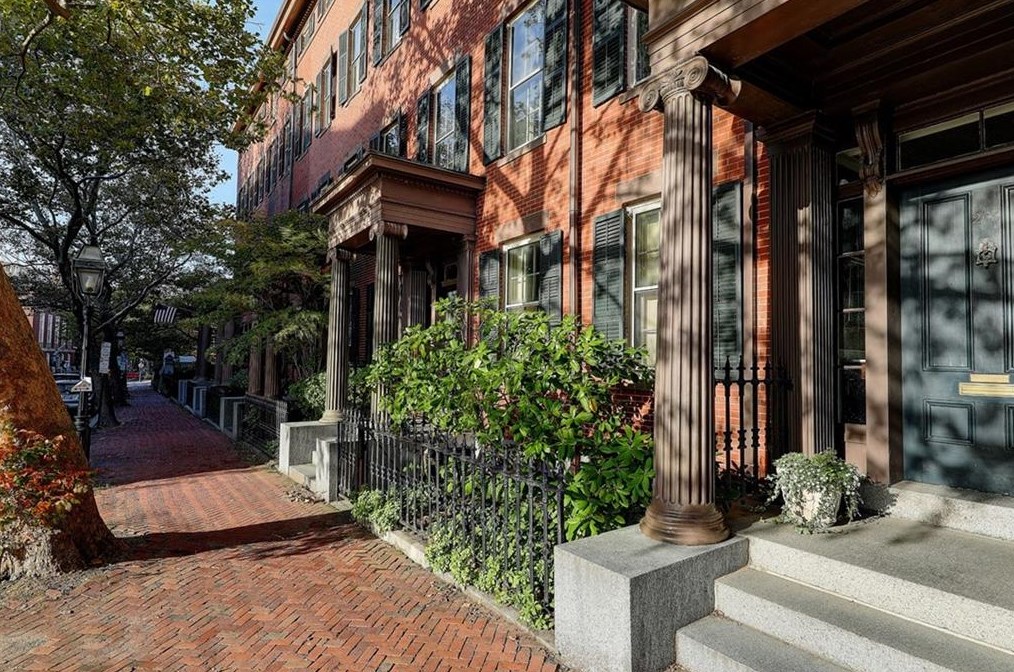 261 Benefit St #1, Providence, RI 02906