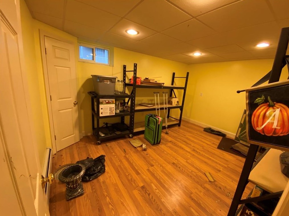 47 Lafayette Dr, Bristol RI  02809-5012 exterior