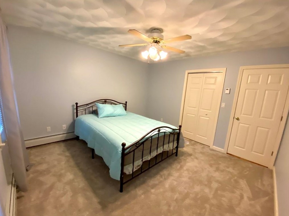 47 Lafayette Dr, Bristol RI  02809-5012 exterior