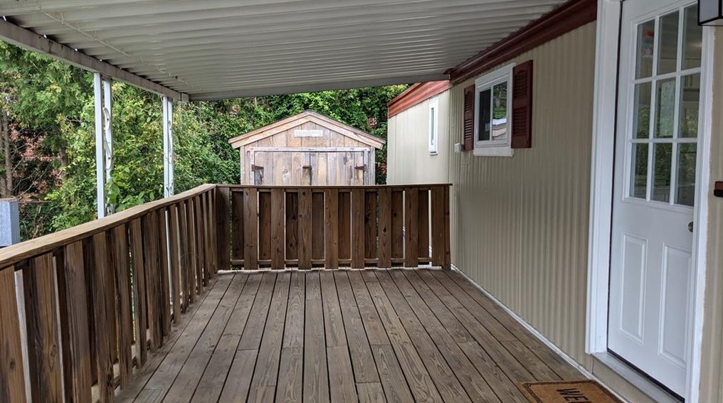 242 Manton St, Coventry, RI 02816