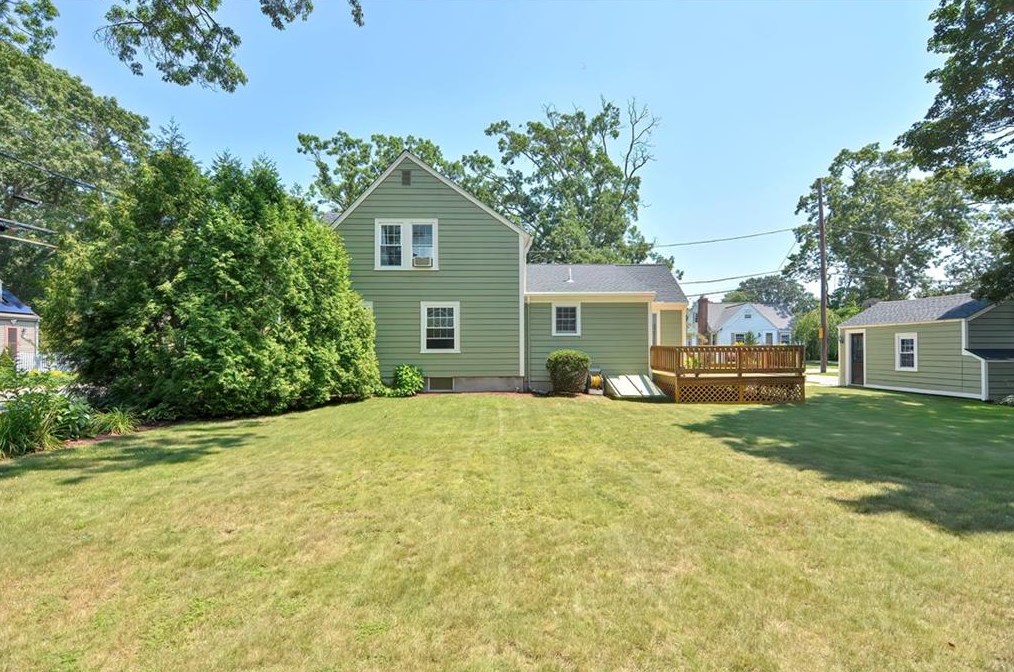 55 Rounds Ave, Providence, RI 02907