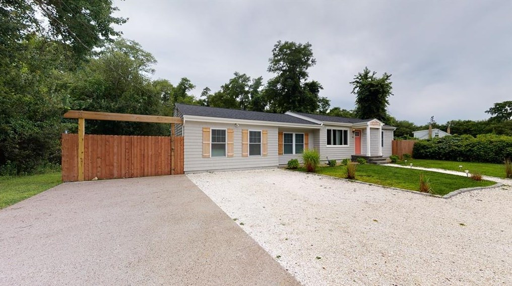 48 Foddering Farm Rd, South Kingstown, RI 02882