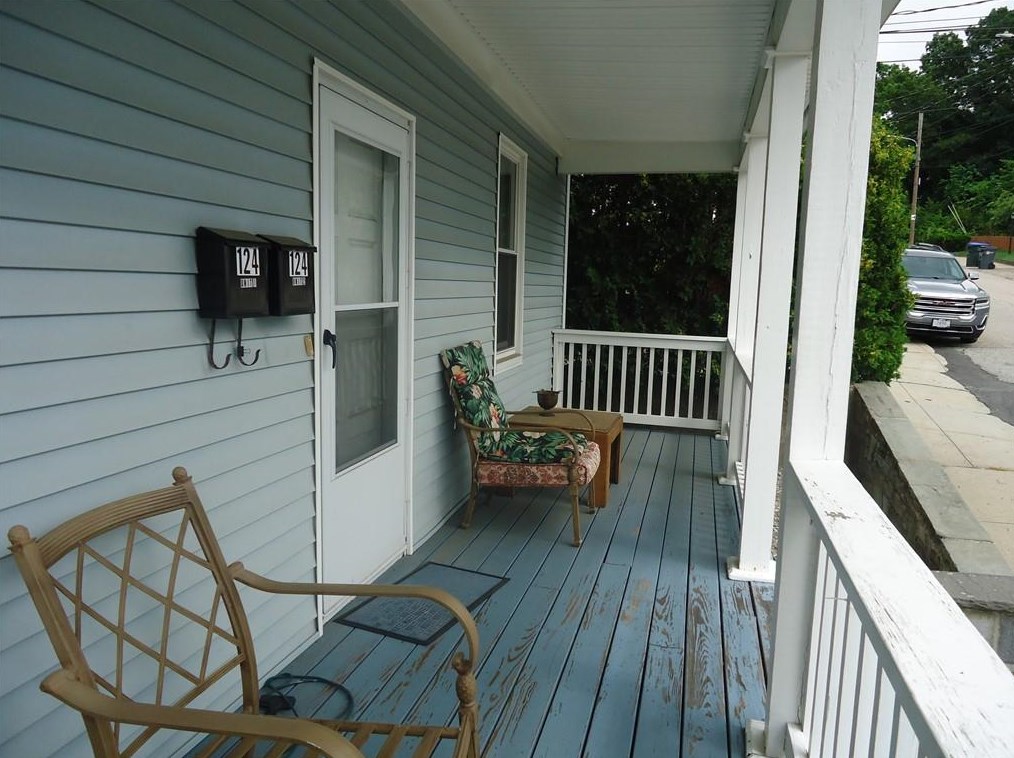 124 Leo Ave, North Providence, RI 02904