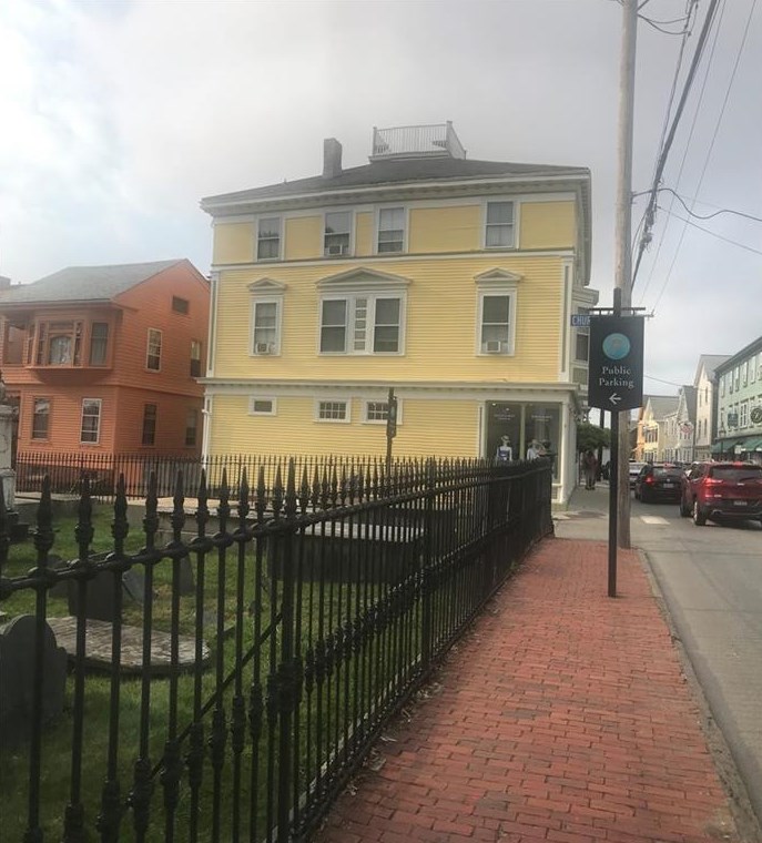 137 Spring St #2, Middletown, RI 02840