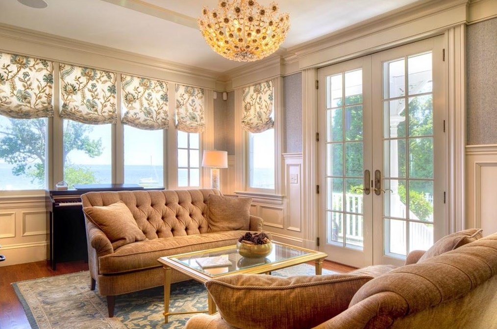 24 Orient Ave, Jamestown RI  02835-1834 exterior