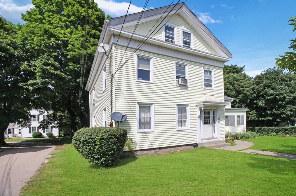 17 Greenman Ave, Westerly, RI 02891