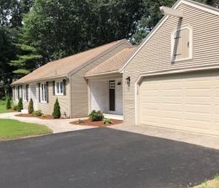 20 Payson Ln, Cumberland, RI 02864