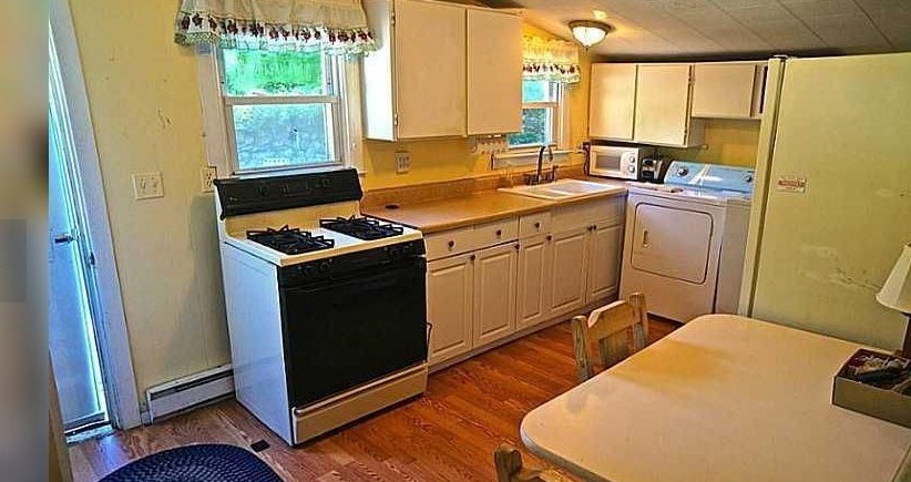 121 Dexter Ln, Scituate, RI 02857-1305