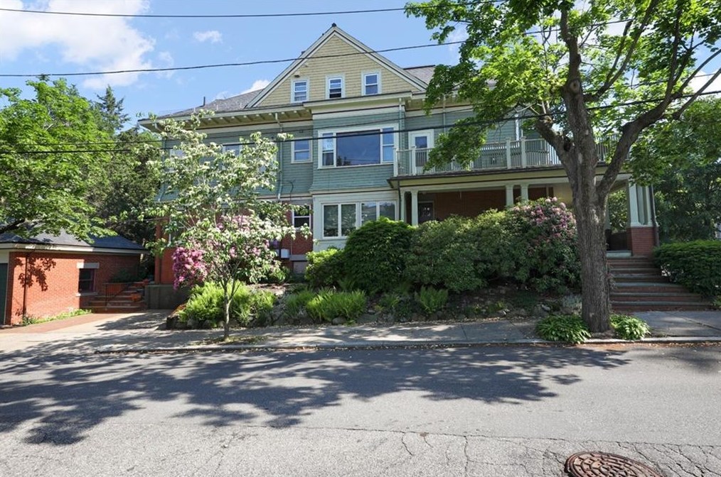 137 Prospect St #1, Providence, RI 02906