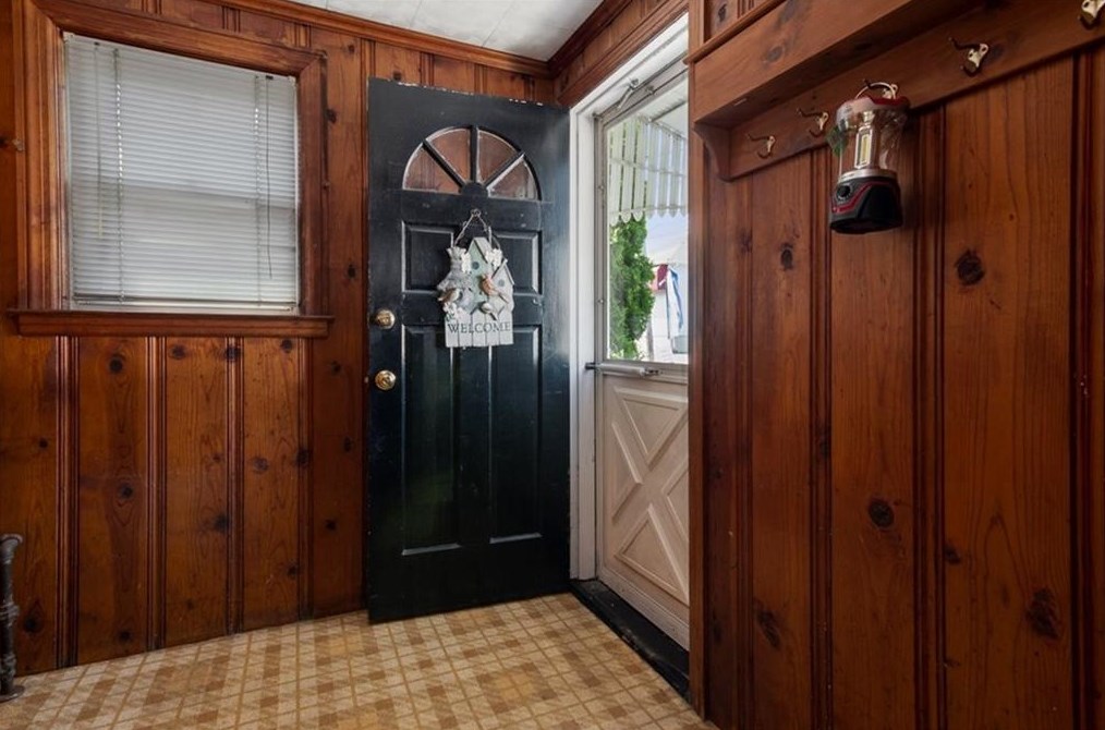 59 Carpenter St, Cumberland, RI 02864