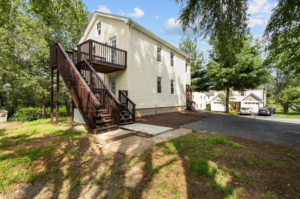 47 Andover St, Providence, RI 02904