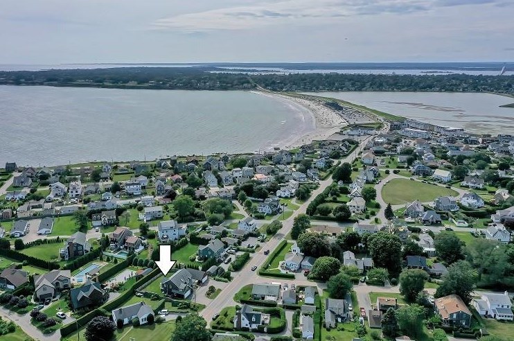 245 Purgatory Rd, Middletown, RI 02842