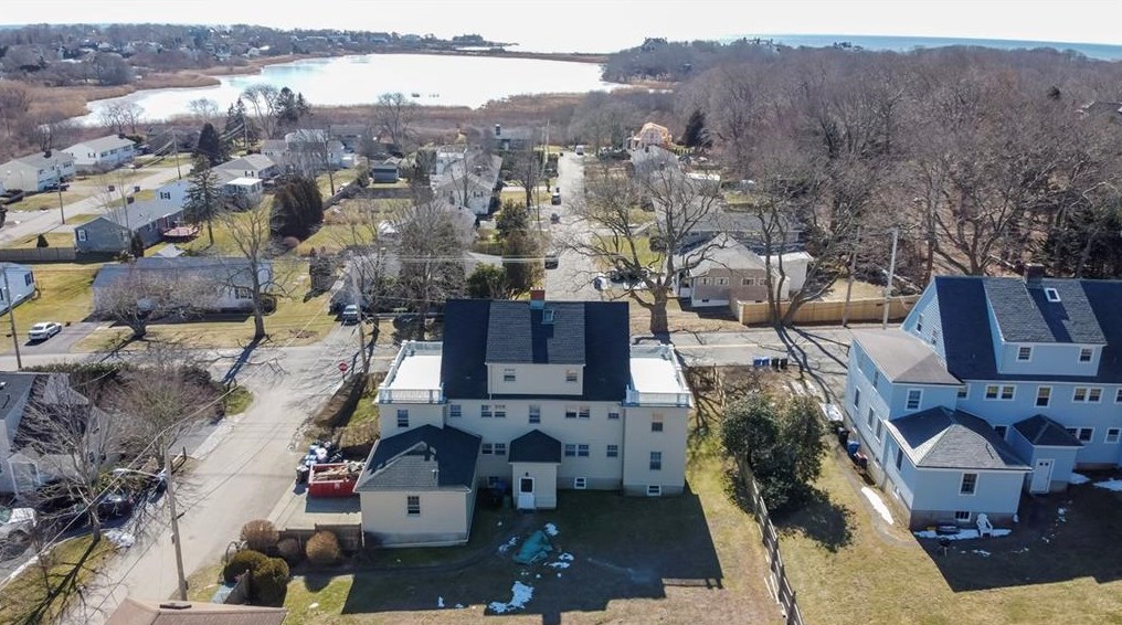 118 Ruggles Ave #201, Middletown, RI 02840