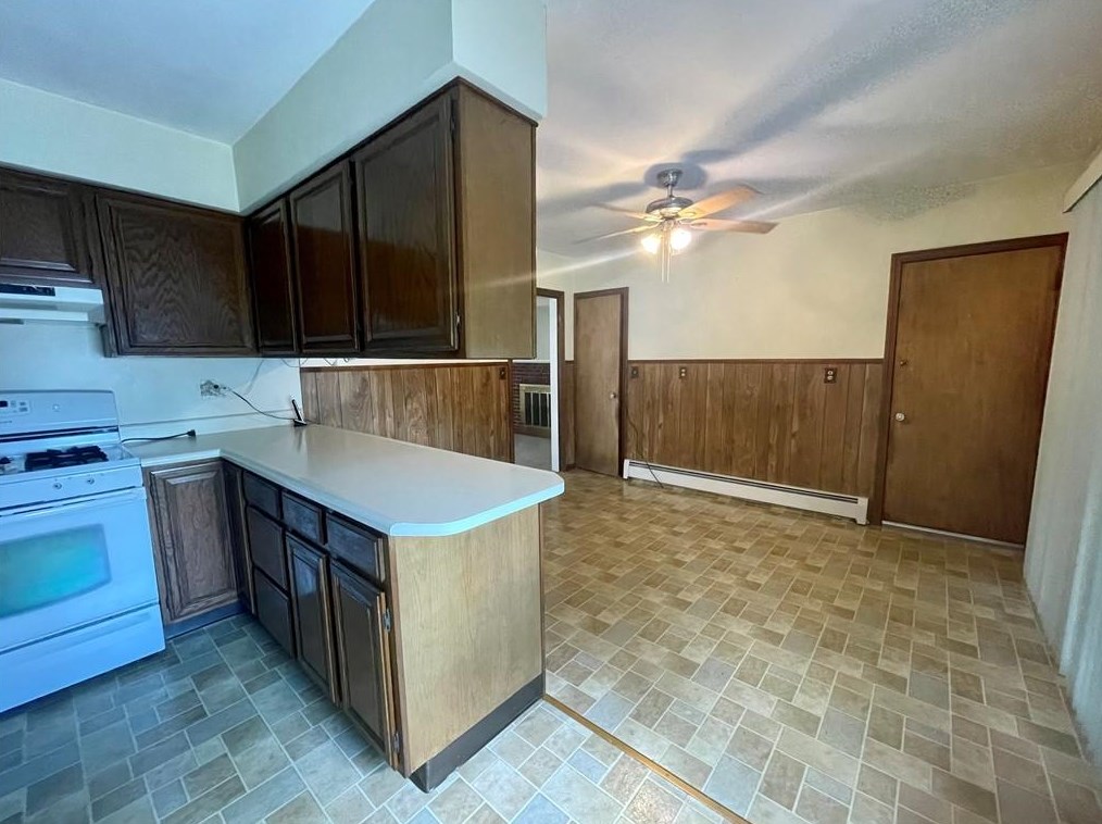 77 Sunset Ave, Providence, RI 02911