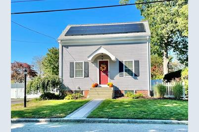 184 Pavilion Avenue - Photo 1