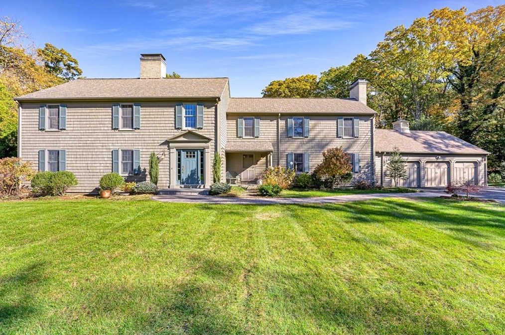 315 Forge Rd, North Kingstown, RI 02852
