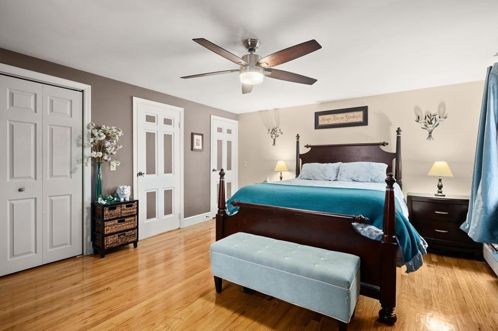 133 Rangeley Rd, Cranston RI 02920-6144 exterior