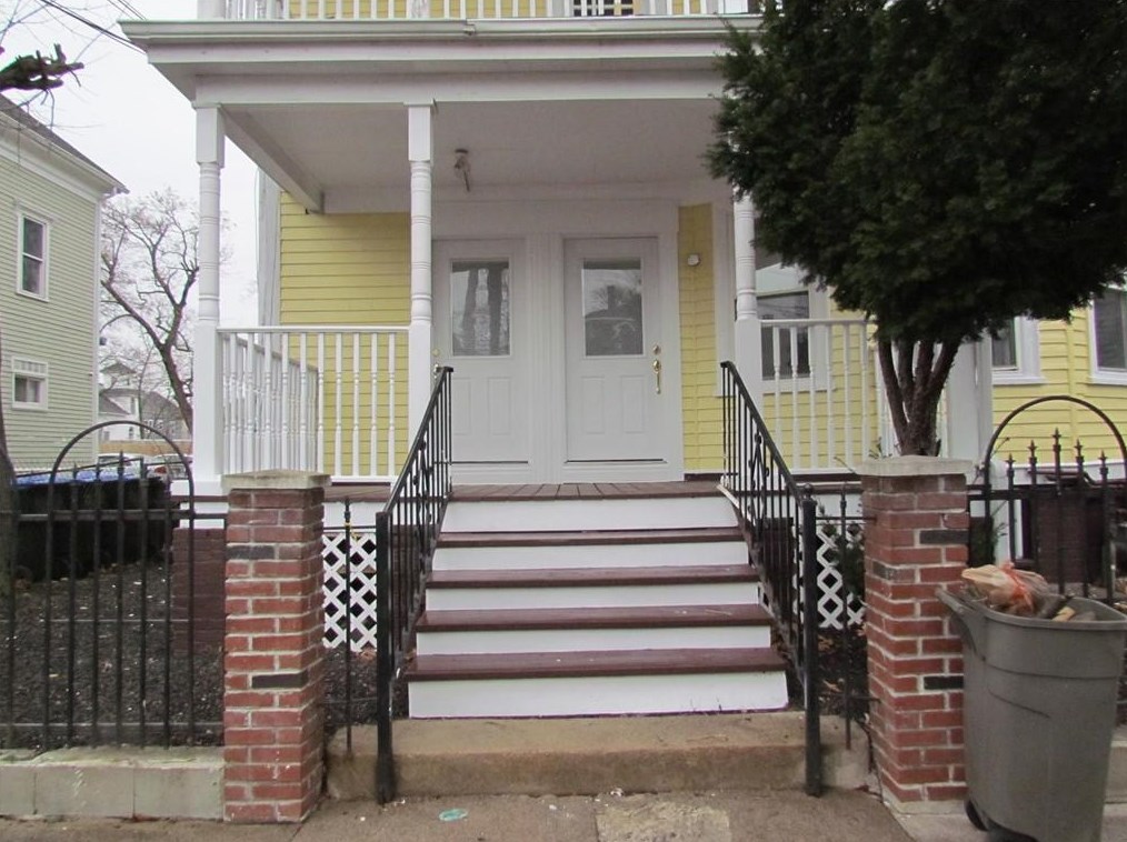 212 Linwood Ave, North Providence, RI 02907
