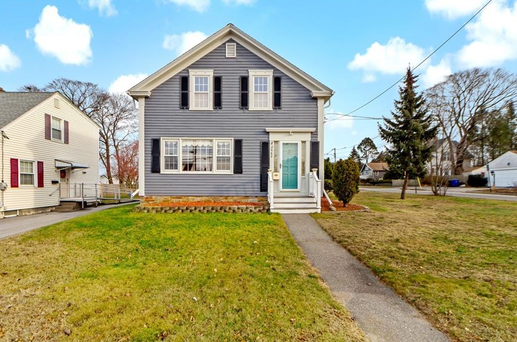 2462 Pawtucket Ave, East Providence, RI 02914-3223