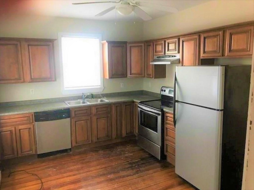 215 Public St #2, Providence, RI 02903