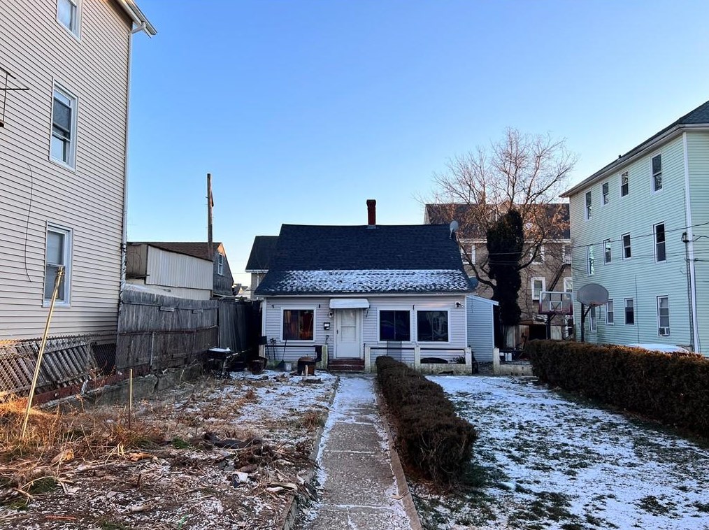 132 Lincoln Ave, Central Falls, RI 02863