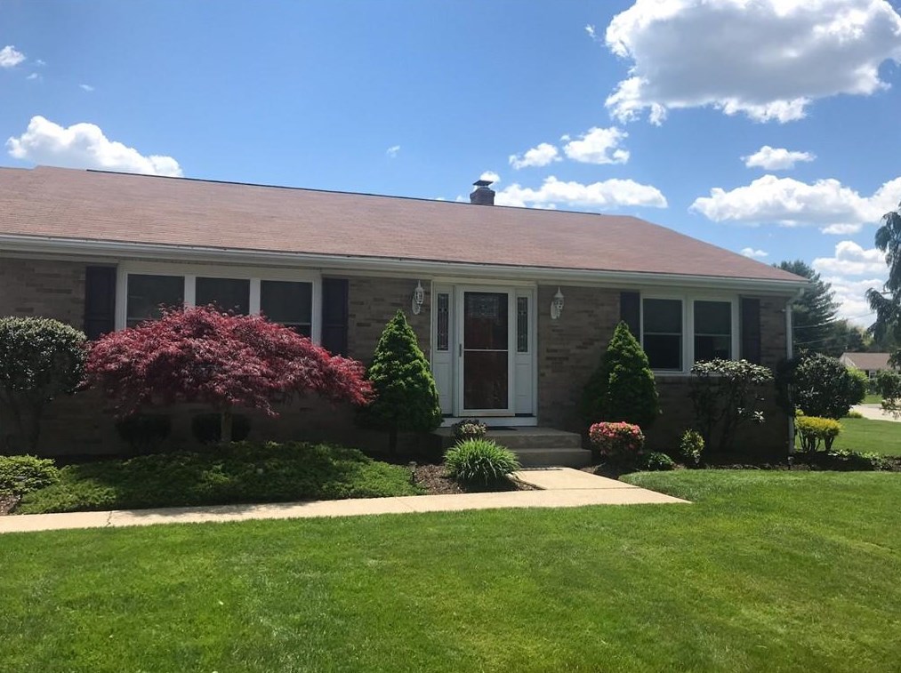 5 Bradford Dr, Lincoln, RI 02865