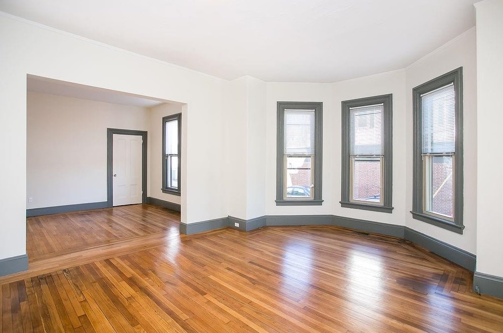 304 Broadway #3, Middletown, RI 02840