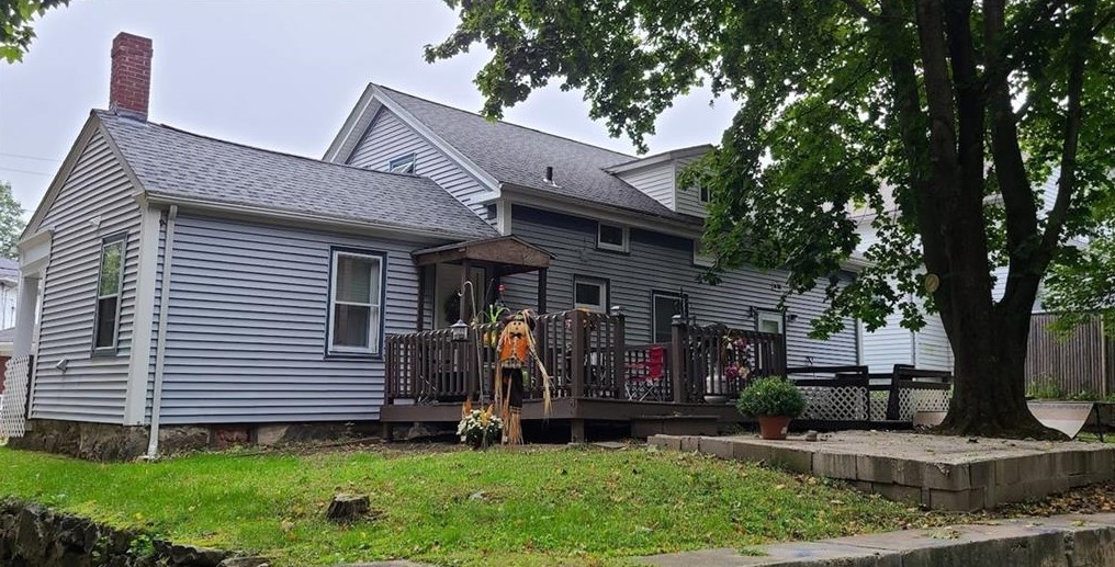 21 N Pleasant St, West Warwick, RI 02893