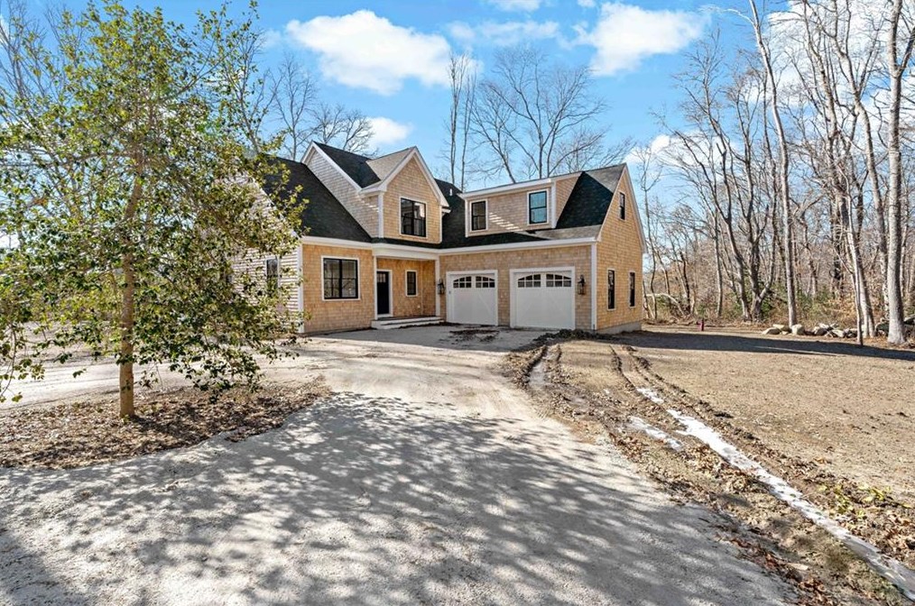 3 Four Rod Way, Tiverton, RI 02878
