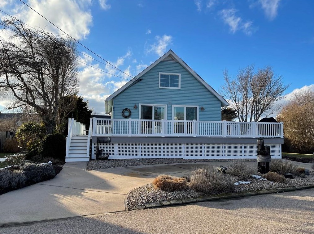 24 Redwood Dr, South Kingstown, RI 02882