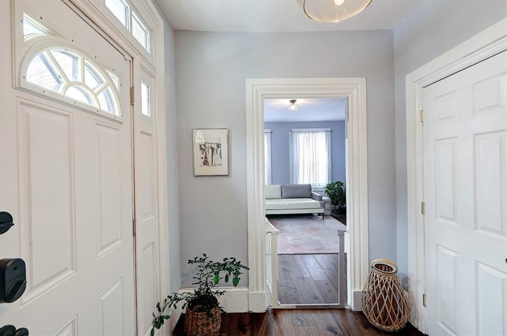 38 Pleasant St, Providence, RI 02906