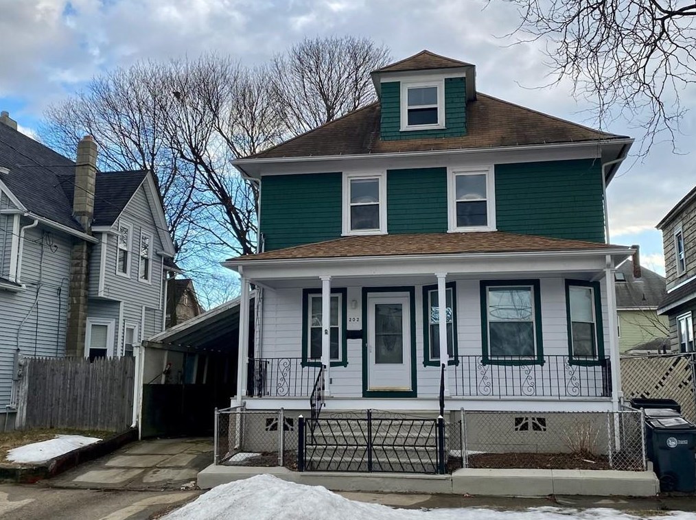 202 Massachusetts Ave, Providence, RI 02905