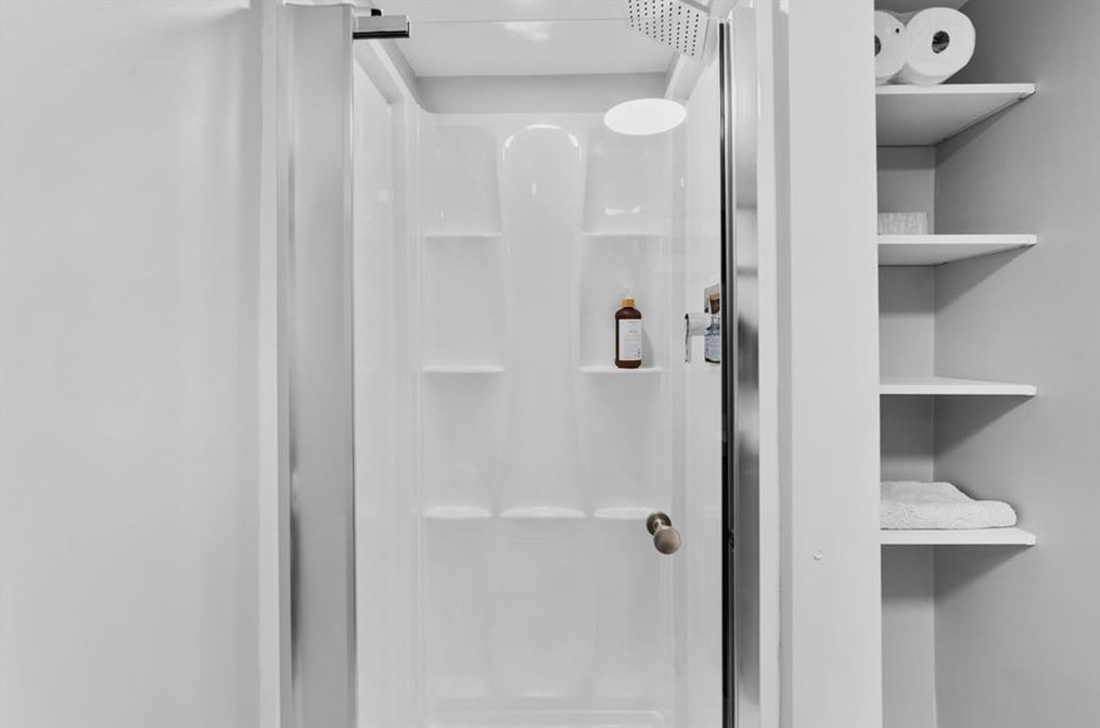 128 Shirley Blvd, Cranston RI 02910-3326 exterior