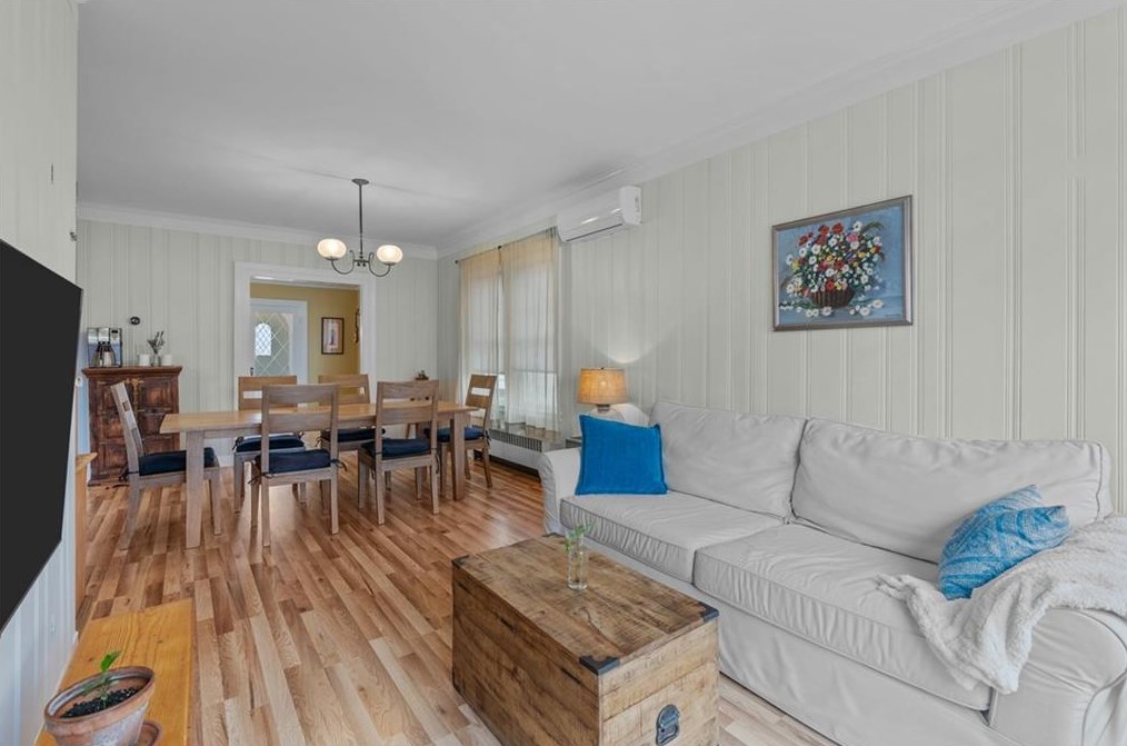 128 Shirley Blvd, Cranston RI 02910-3326 exterior