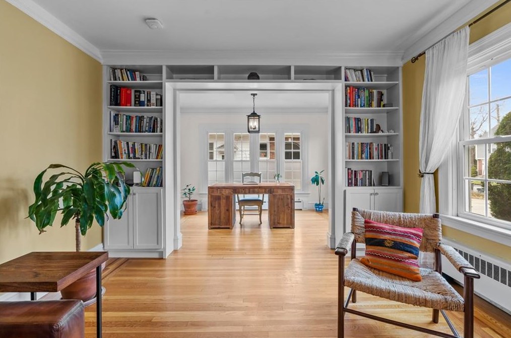 128 Shirley Blvd, Cranston RI 02910-3326 exterior