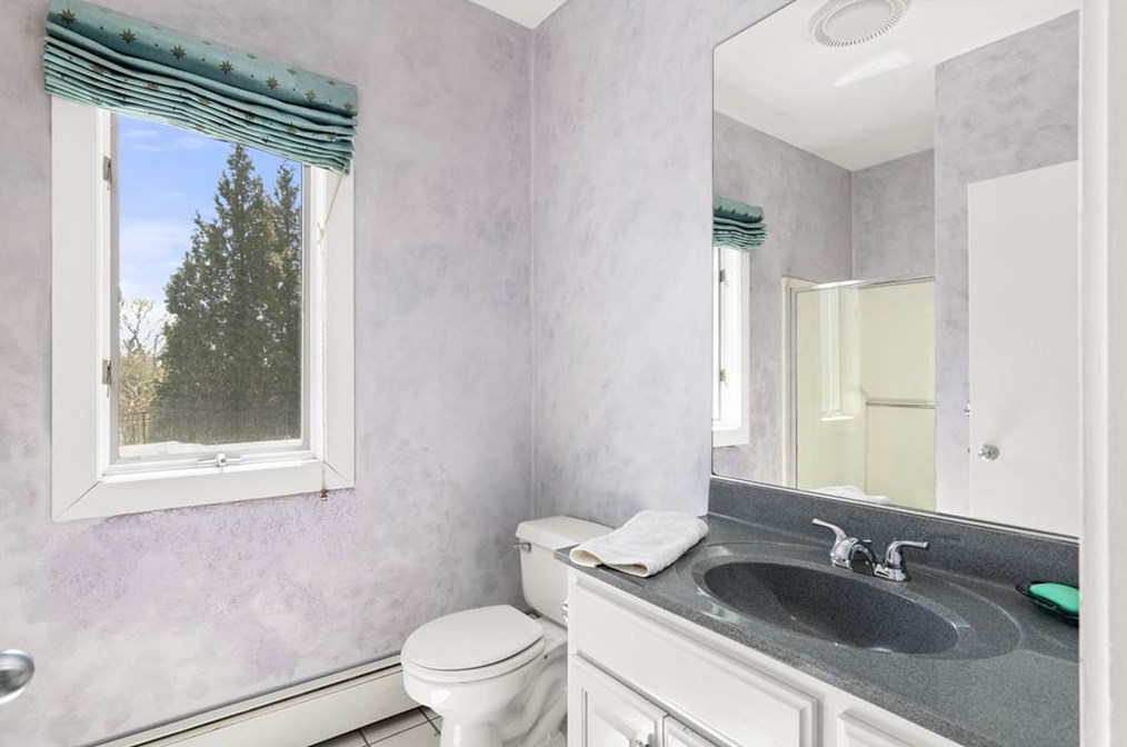 179 Taylor Rd, Portsmouth RI  02871-5416 exterior