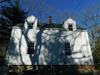 143 Mountaindale Rd, Smithfield, RI 02917 exterior