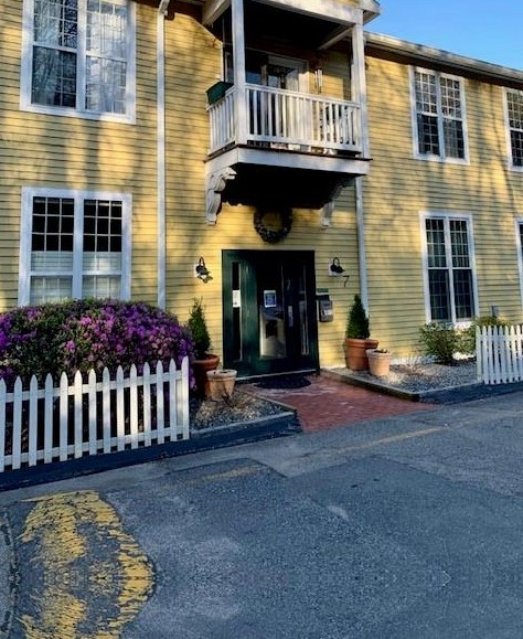 2 School St #219, Lincoln, RI 02865
