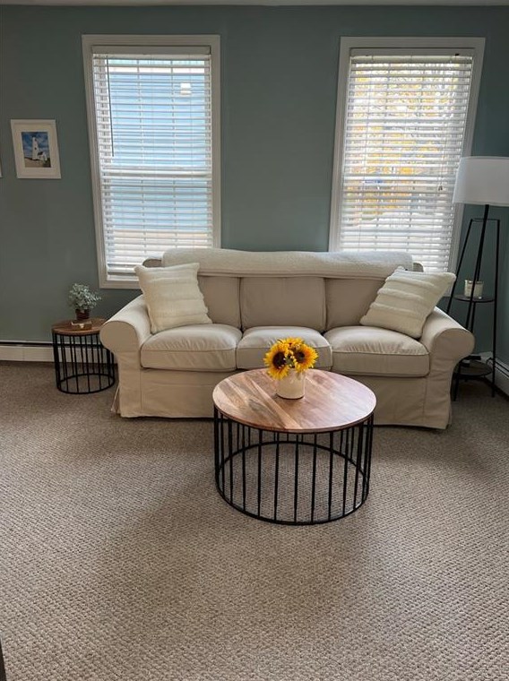 3 Dartmouth St # 1, Middletown, RI