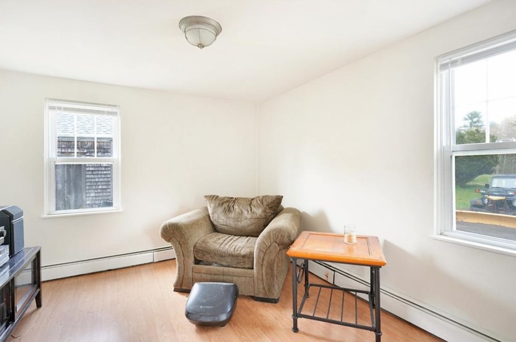 579 Old Main St, Coventry, RI 02816