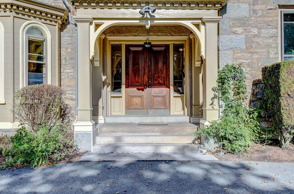 72 Webster St Apt 7, Middletown, RI 02840