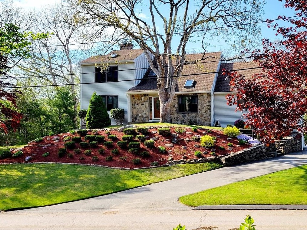 4 White Cap Rd, Westerly, RI 02891