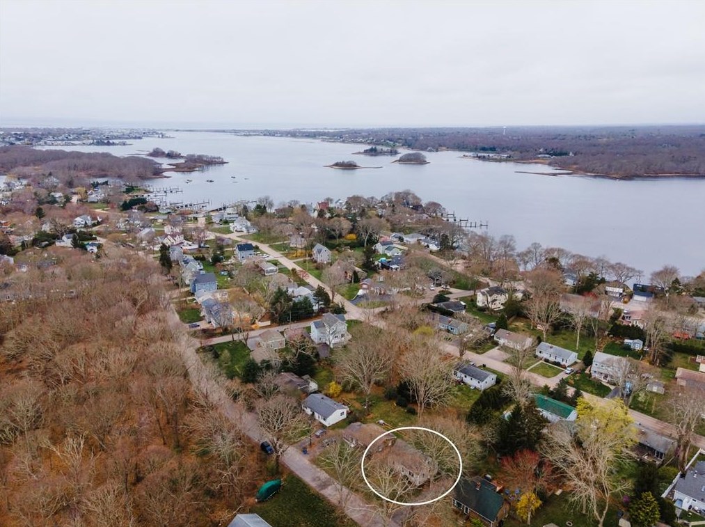 64 Beach Plum Rd, South Kingstown, RI 02882